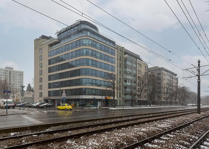 Park Arkadia Apartment With Parking Mokotow By Noclegi Renters