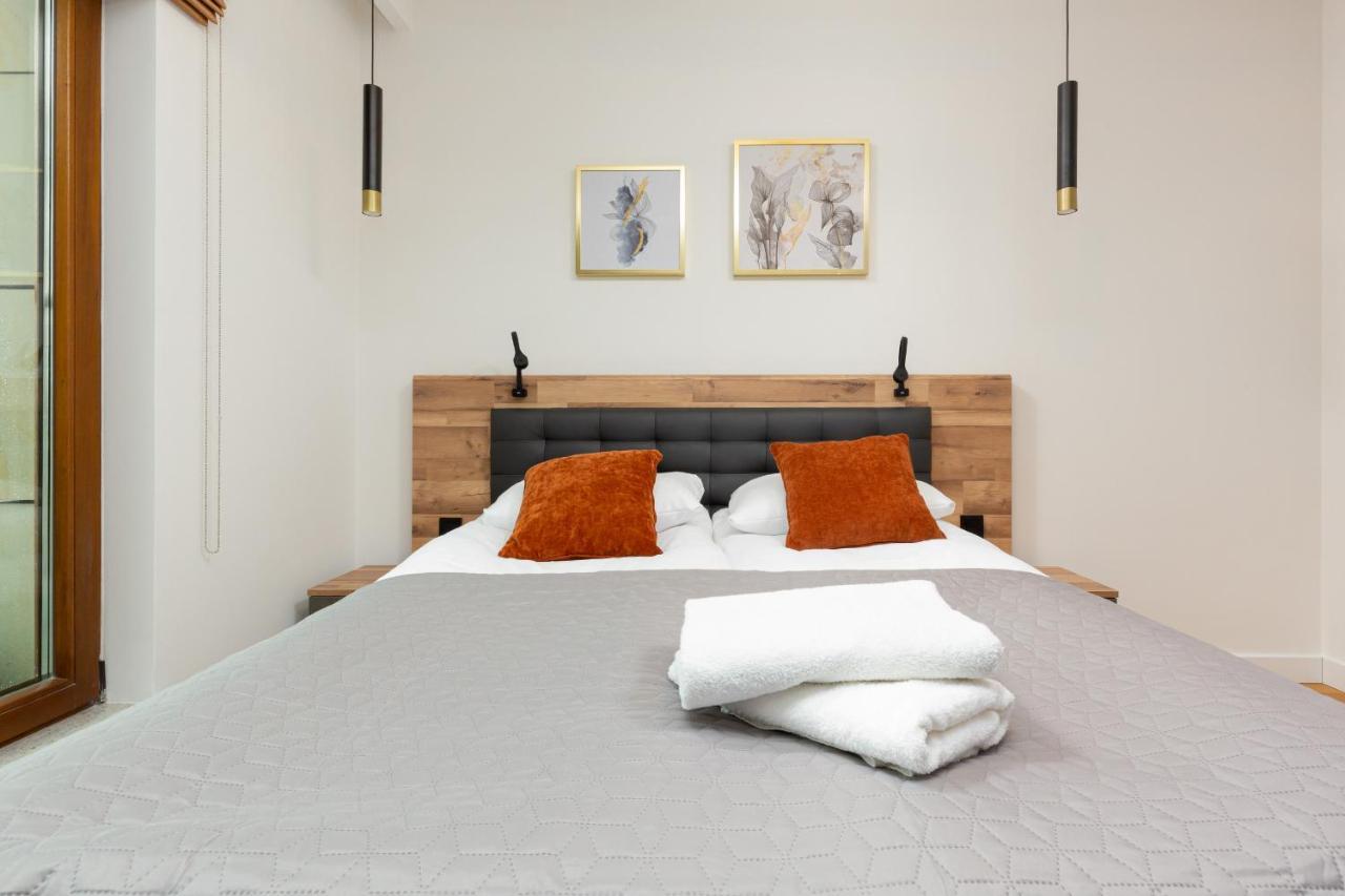 Апартаменти Park Arkadia With Parking Mokotow By Renters